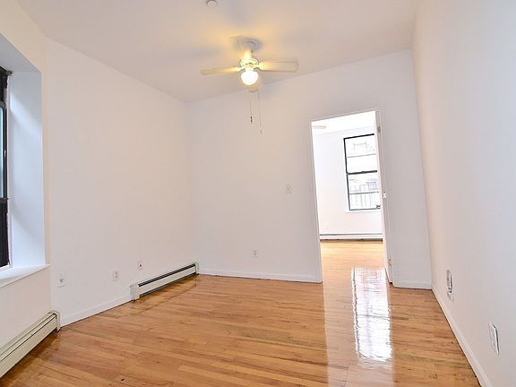 3rd image of 122 Allen St APT 4A