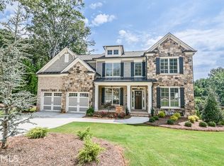 2784 Oak Glen Manor Rd, Decatur, GA 30033