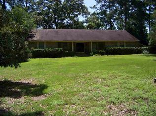 812 Rosewood Dr, Farmerville, LA 71241