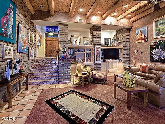 5th image of 6080 N Paseo Valdear