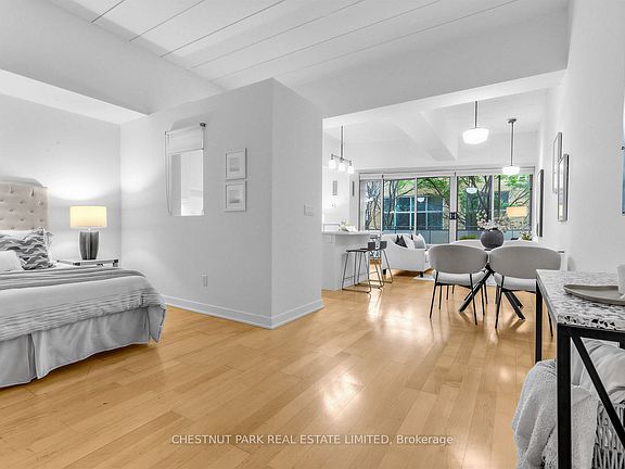 3rd image of 160 Baldwin St #409