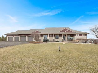 2465 County Road 92 N, Maple Plain, MN 55359