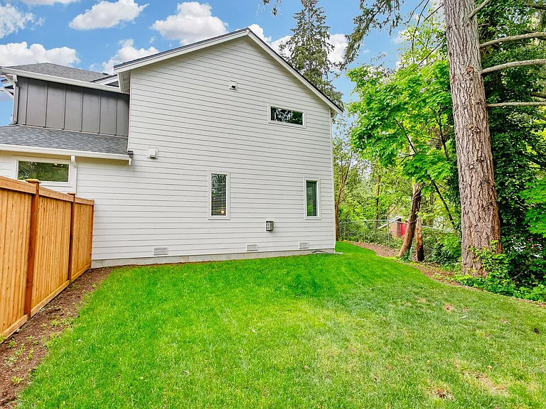 10412 87th Avenue Ct SW — Photo 15