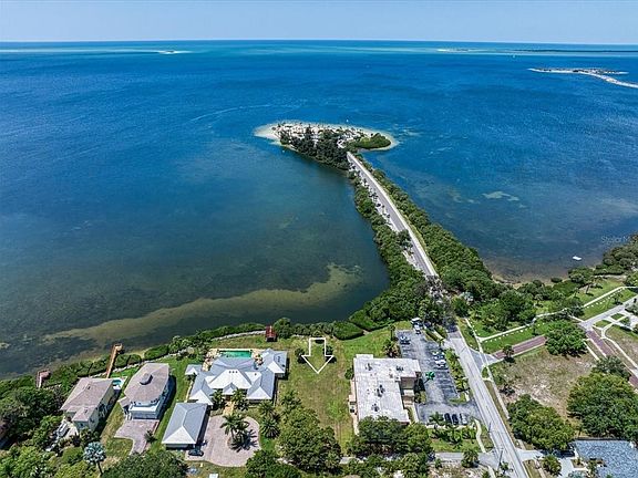 2nd image of 1725 Gulf Rd #1
