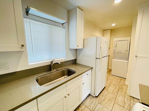 5th image of 4217 Abner St #4217