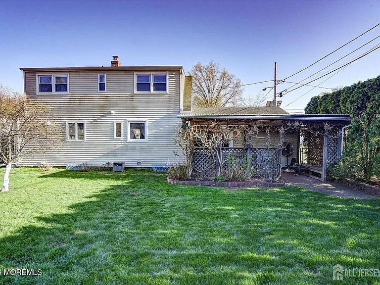57 Duley Ave — Photo 7