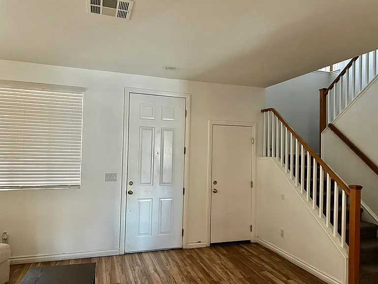 9860 Ridgehaven Ave — Photo 22