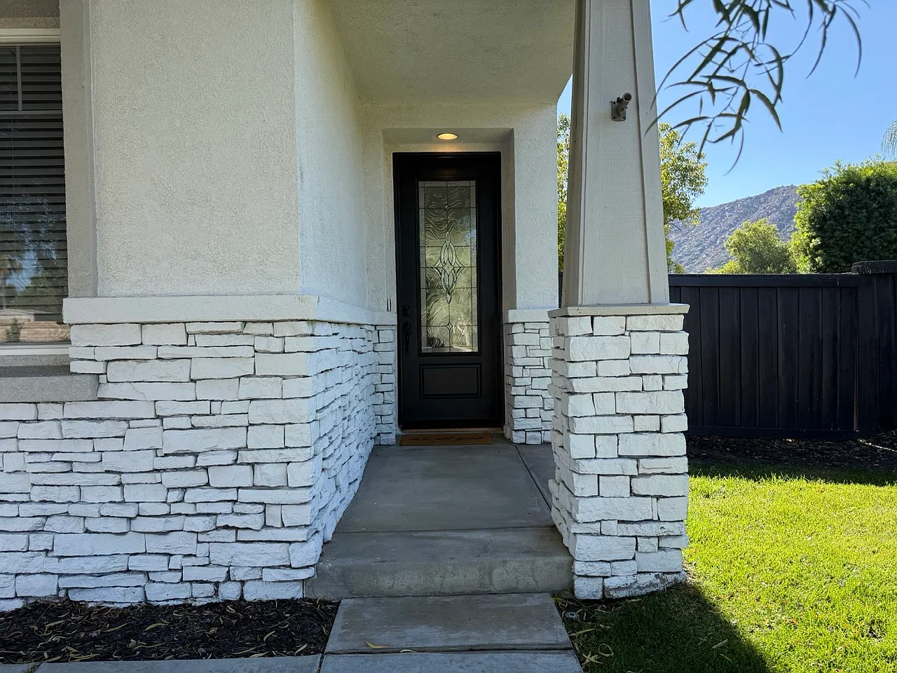 23451 Silverwood St — Photo 4