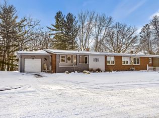 4 Tony Tiger Trl, Springfield, MI 49037