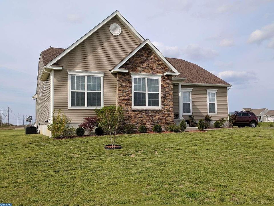 1st image of 20158 Blue Spruce Dr