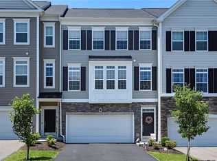 18 Truman Cir, Mc Kees Rocks, PA 15136