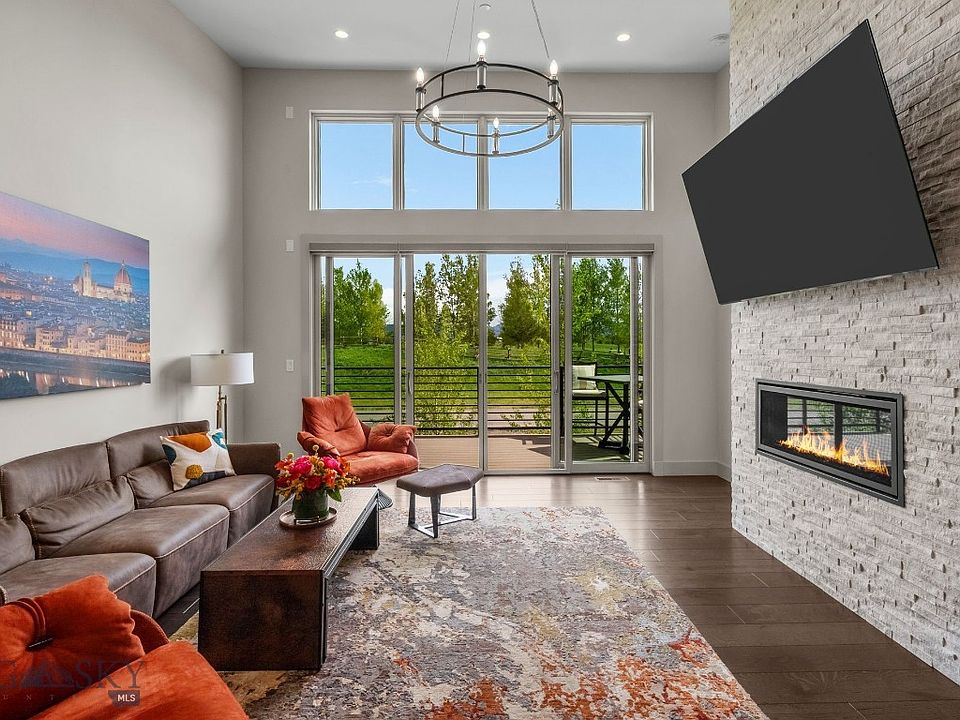 1st image of 10 Caymus Ln #A