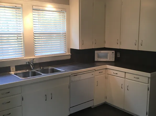 2300 S Greenwood Ave, Fort Smith, AR 72901