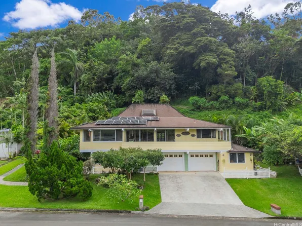 1350 Lopaka Pl, Kailua, HI 96734