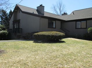 648 Onondaga Ln #A, Stratford, CT 06614