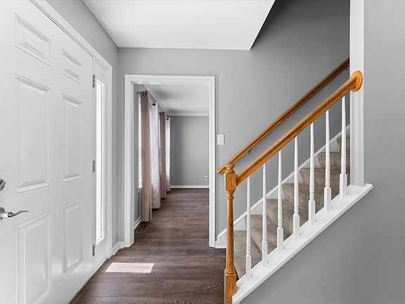 4th image of 6912 Dartmouth Ave