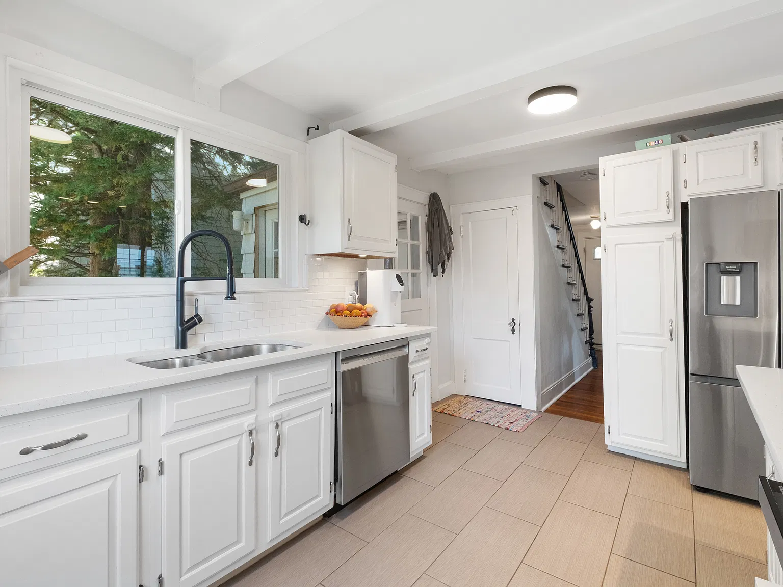 3 bed, 1665 sqft, $6,750 — Photo 4