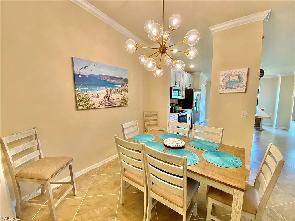 3 bed, 2.0 bath, 1352 sqft, $7,500 — Photo 3