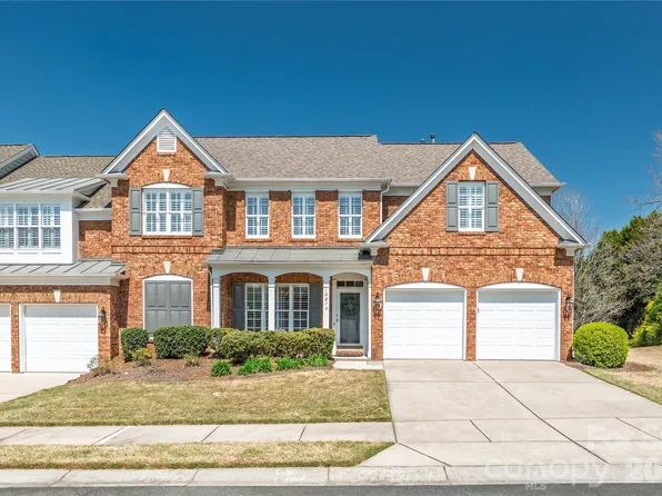 10879 Rogalla Dr, Charlotte, NC 28277