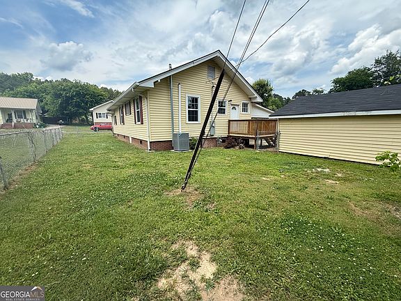 4th image of 75 3rd Shannon St