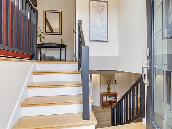 3rd image of 69 Robbins Rd