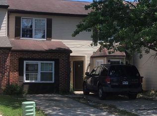 56 Hopewell Ln, Sicklerville, NJ 08081