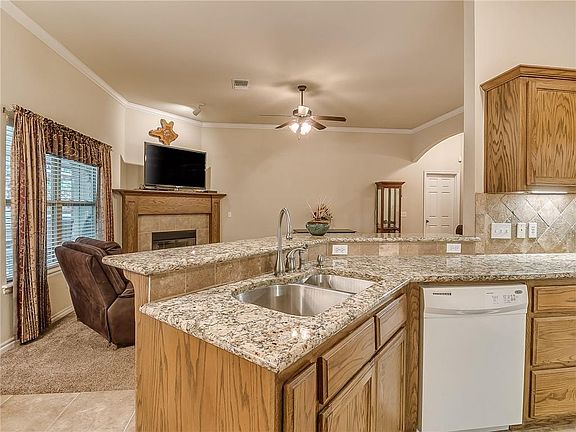 5th image of 10000 Squire Ln