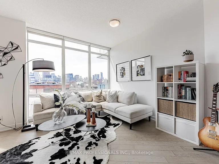 120 Bayview Ave #N303 — Photo 14