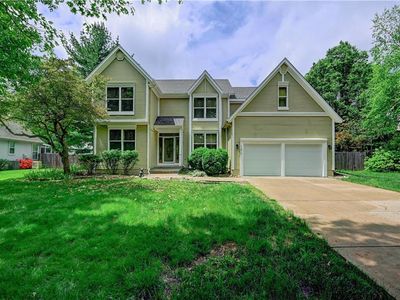 11512 Summit St, Kansas City, MO, 64114