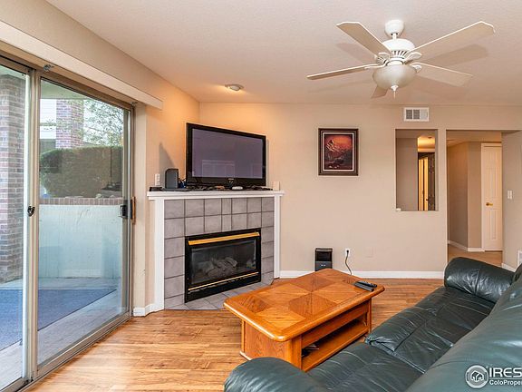 4th image of 33 S Boulder Cir #105