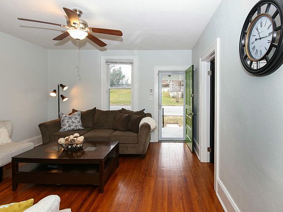 3rd image of 1546 Edgerton Ave SE