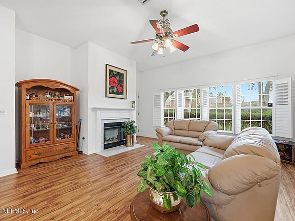 4th image of 7812 DEERWOOD POINT Court #1201