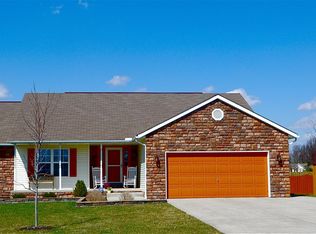 134 Kelly Marie Dr SW, Pataskala, OH 43062