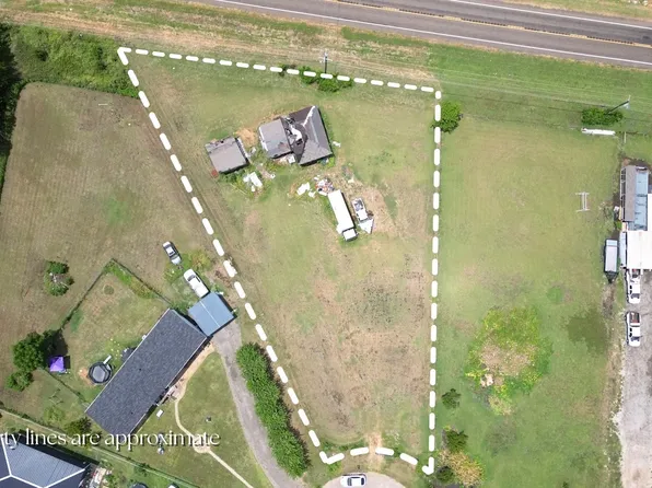 180 Choice Dr, Palmer, TX 75152