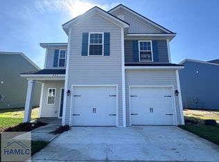 985 Turpentine Trl, Hinesville, GA 31313