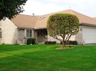 6501 Scotch Pine Dr, Tinley Park, IL 60477