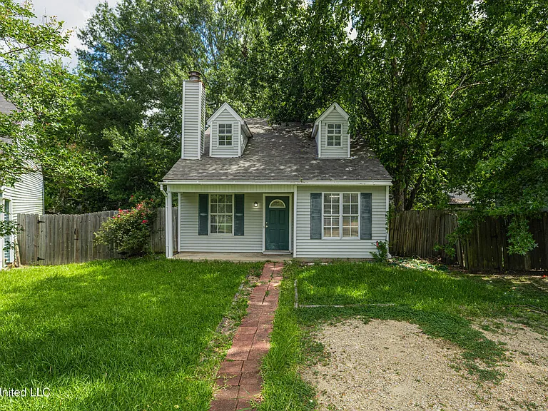 183 Cumberland Rd #B — Photo 1