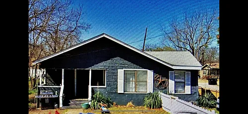 211 N 2nd St Photo 1