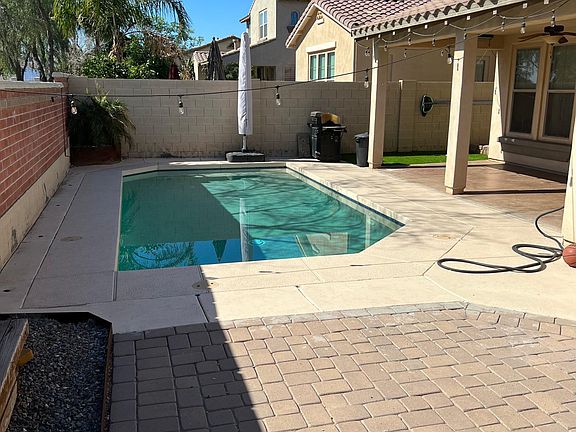 3rd image of 15421 W Corrine Dr