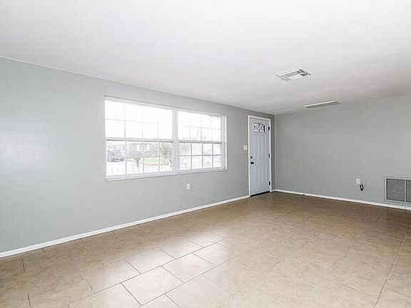 5th image of 3531 Rosewater Dr