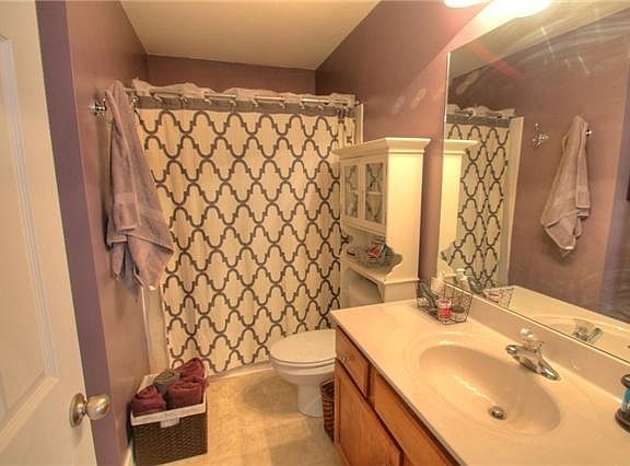 3rd image of 1613 Lincoya Bay Dr