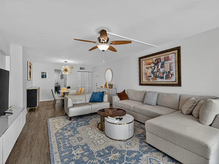 1370 S Ocean Blvd #306 — Photo 4