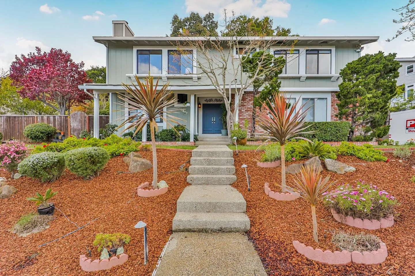 10407 Avenida Ln photo 1