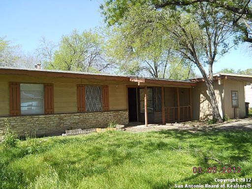 1st image of 4815 CASTLE PATH DR
