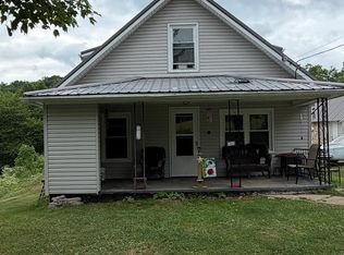 2983 Black Oak Rd, Princeton, WV 24740