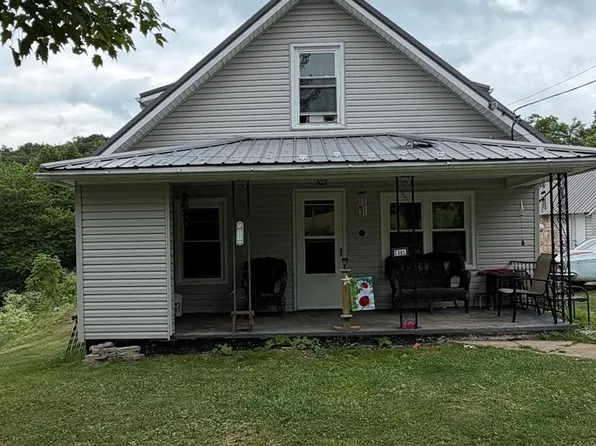 2983 Black Oak Rd, Princeton, WV 24740