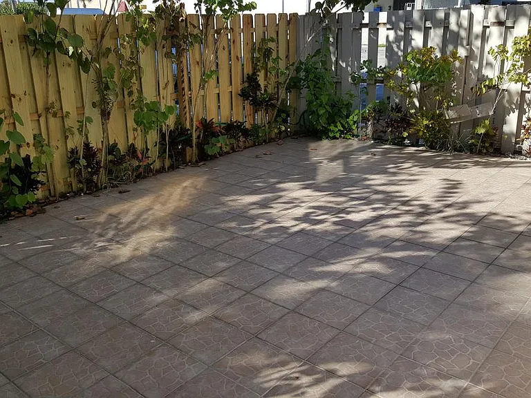 4001 Beneva Rd — Photo 9