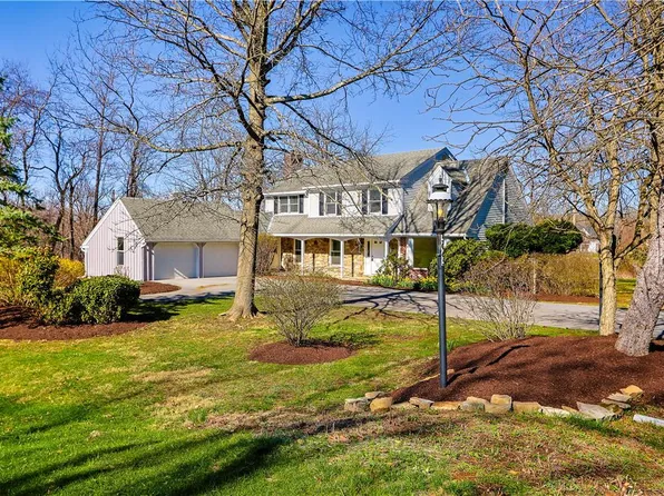 5065 Milford Rd, Emmaus, PA 18049