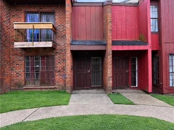 1204 Chimney Wood Ln, New Orleans, LA 70126