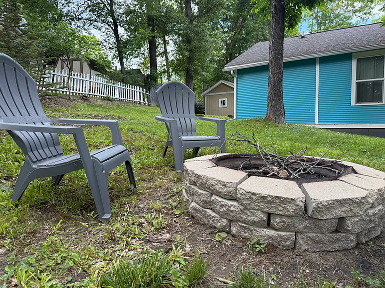 725 Camilla Blvd — Photo 3